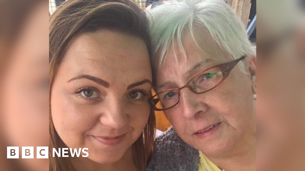 Caerphilly Tributes To Grandmother And Granddaughter Killed In Crash Bbc News 1197