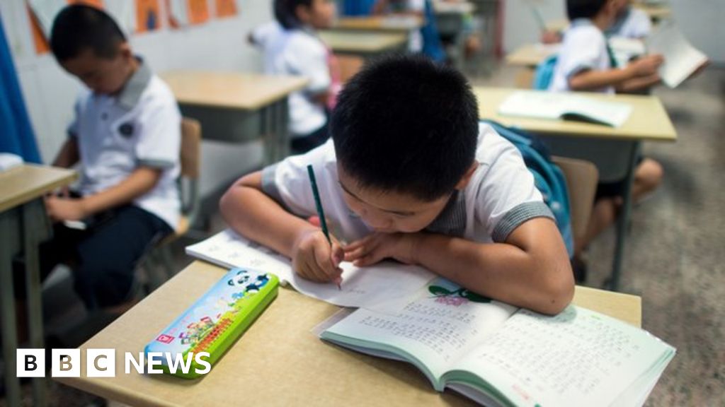 chinese-schools-launch-stock-market-classes-bbc-news