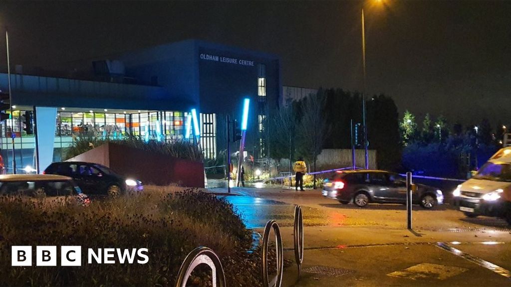 Oldham stabbings: Man held after four teenagers injured
