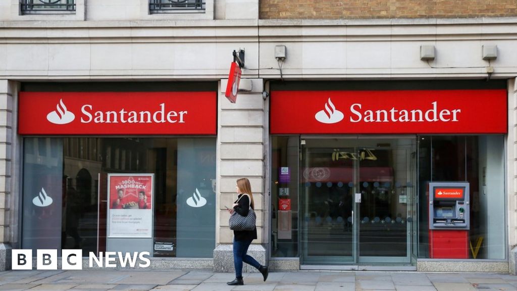 Appointment-only late afternoon banking at Santander