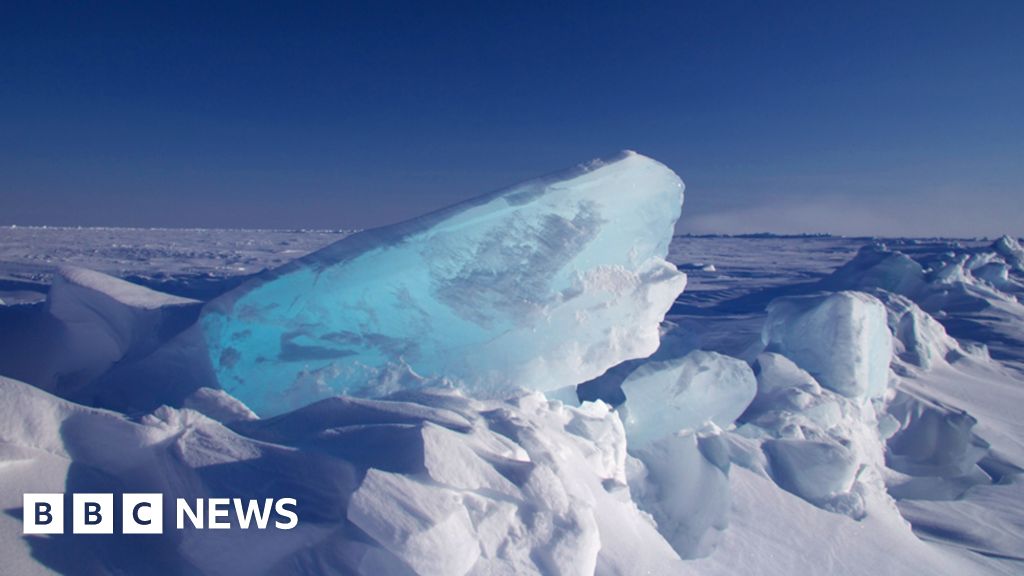 Satellites now get full-year view of Arctic sea-ice – BBC