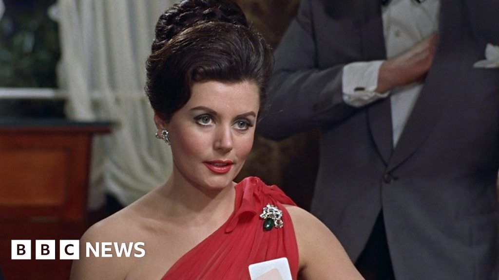 James Bond Films Eunice Gayson S Part In Cinema History Bbc News