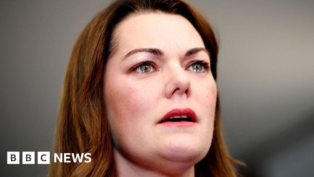 Sarah Hanson-Young: Australia senator wins defamation case