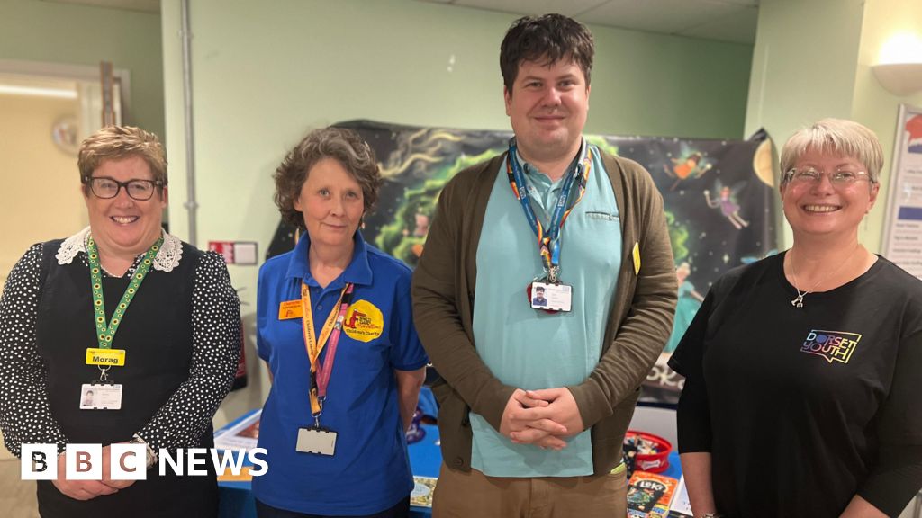 bbc.co.uk - Galya Dimitrova and Patrick Hughes - Dorset County Hospital raise funds for children's library - BBC News