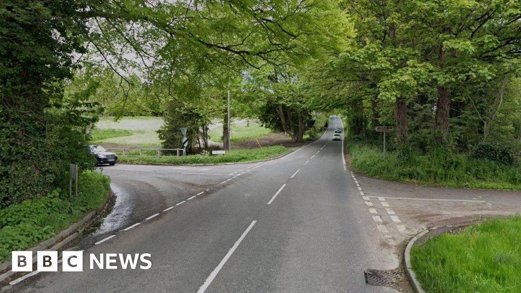 Winchester crash Man dies in motorcycle and car crash BBC News