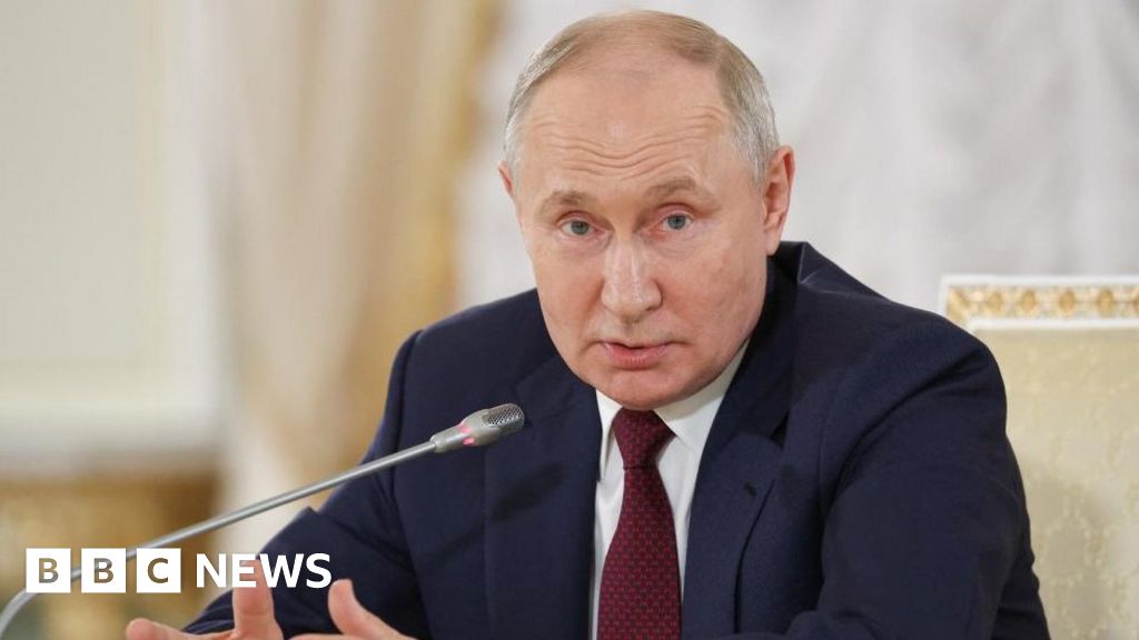 Война в Украйна: Путин казва, че Русия не отхвърля мирни преговори