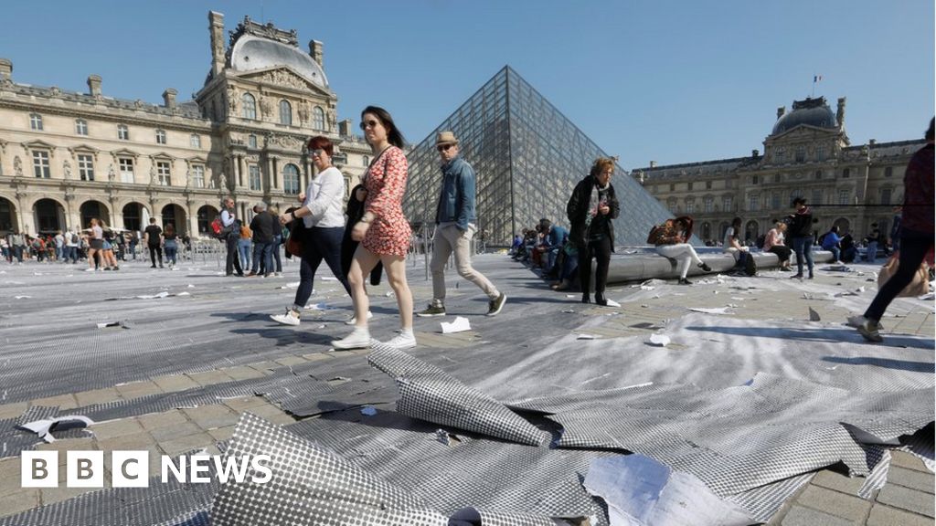 Louvre's giant paper artwork shredded 