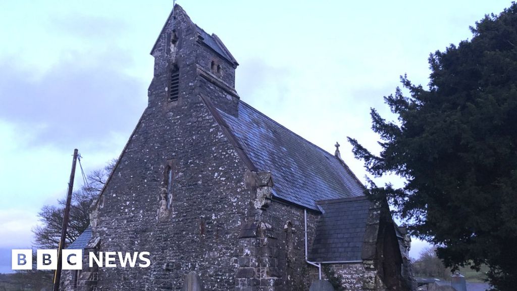 Churchs Last 13th Century Welsh Plygain Carol Service Bbc News