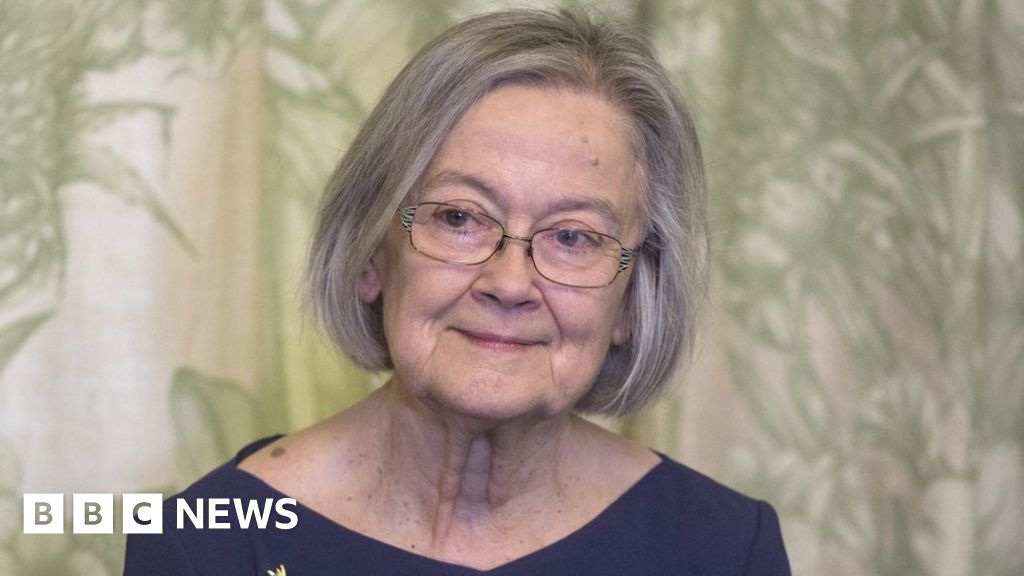 Legal aid: UK's top judge says cuts caused 'serious difficulty'