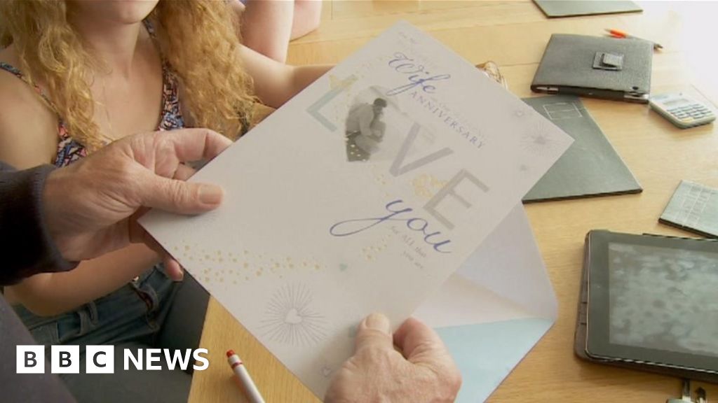 Living With Dementia Chris Story Bbc News