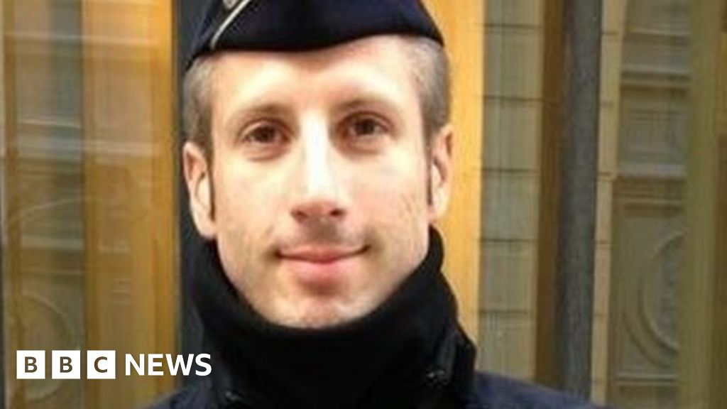 Paris Attack: 'I Met Murdered Police Officer At Bataclan' - BBC News