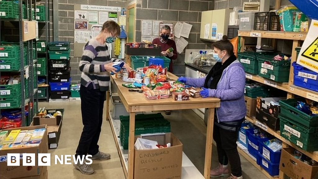 Covid Bradford food bank demand 'trebled during pandemic' BBC News