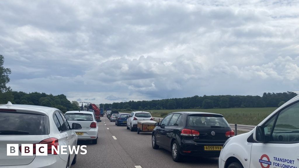 A11 Two men die in three vehicle crash near Mildenhall BBC News