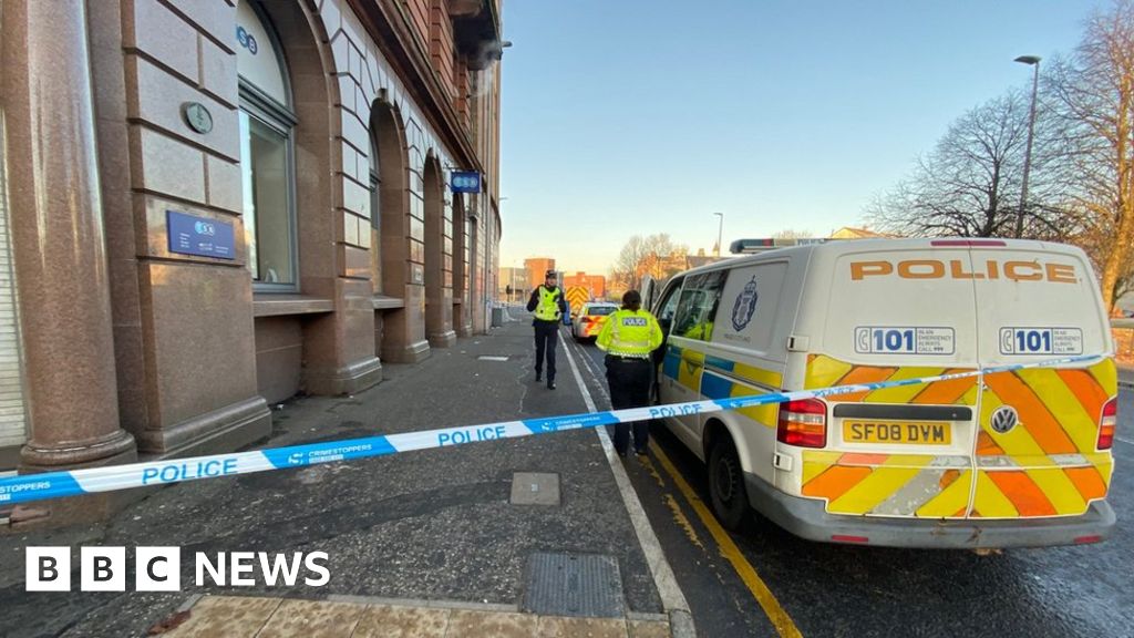 Police investigate woman's death in Govan street
