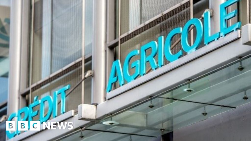 Credit Agricole fined $800m for US sanctions violations  BBC News