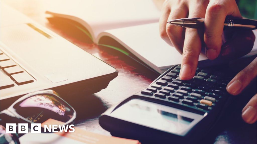 Personal debt levels in Northern Ireland 'highest in UK'