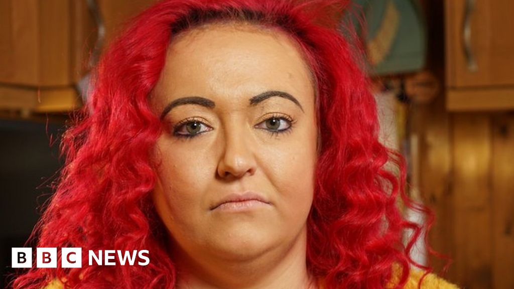 Stalking Victims say new ways needed to tackle crime BBC News