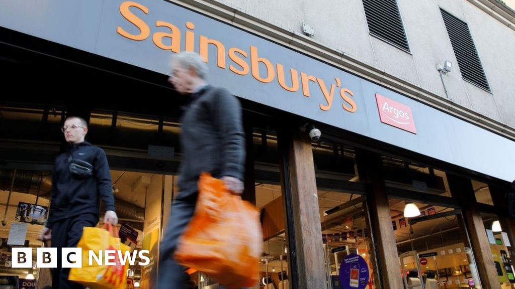 Sainsbury's pledges £1bn to cut emissions to zero by 2040