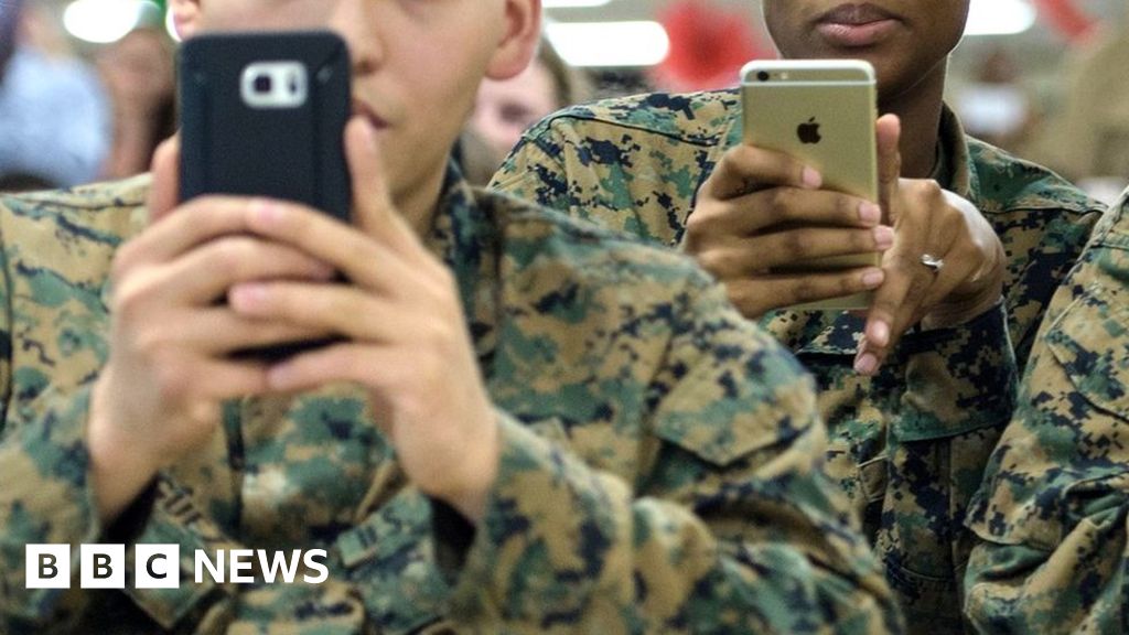 Us Marines Get Social Media Tips After Nude Photos Scandal Bbc News 