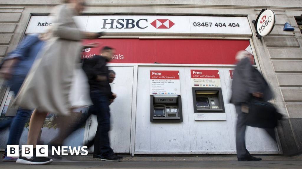 Hsbc Closes A Quarter Of Branches As 1 000 Banks Shut For Good