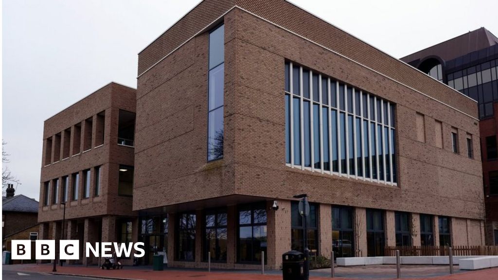 Bankrupt Thurrock Council hopes to raise £1bn after solar farm sale