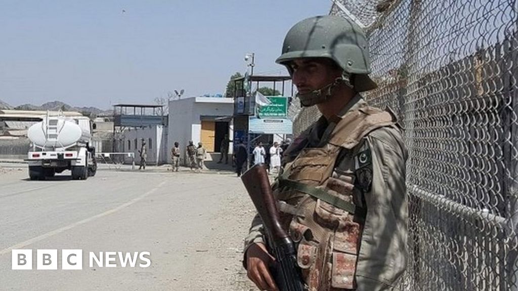 Pakistan Officer Dies After Afghan Border Clash Bbc News