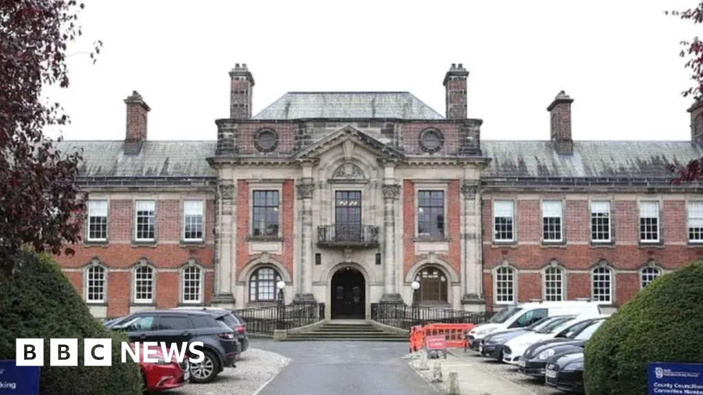 bbc.co.uk - Richard Edwards - Stark warning issued over North Yorkshire Council's finances - BBC News