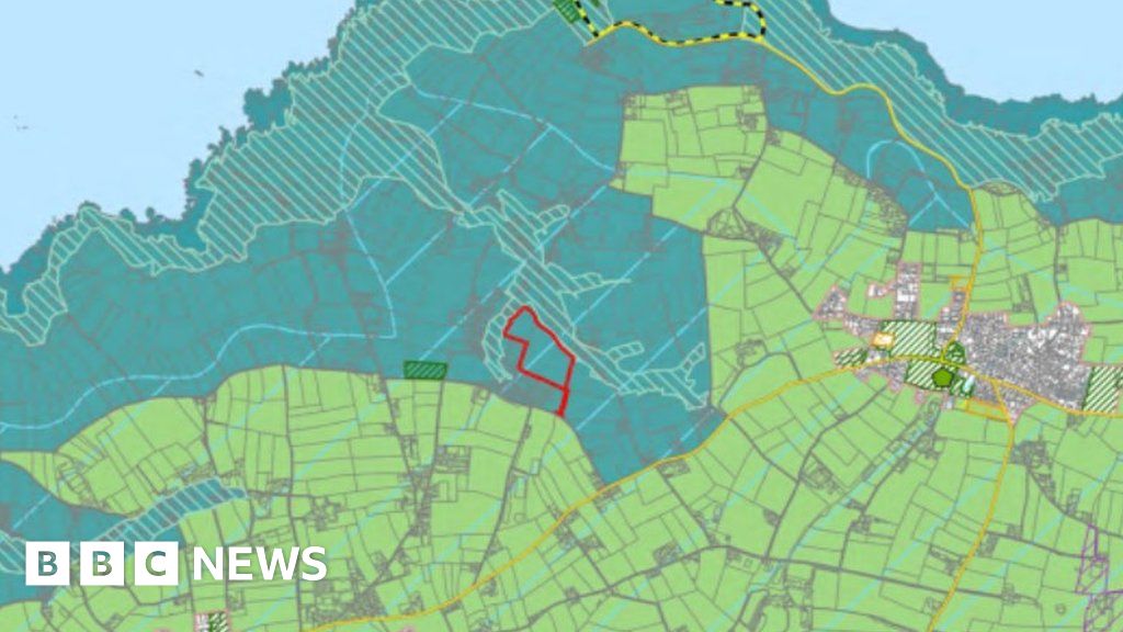 Ground-based solar farm approved in Jersey - BBC News
