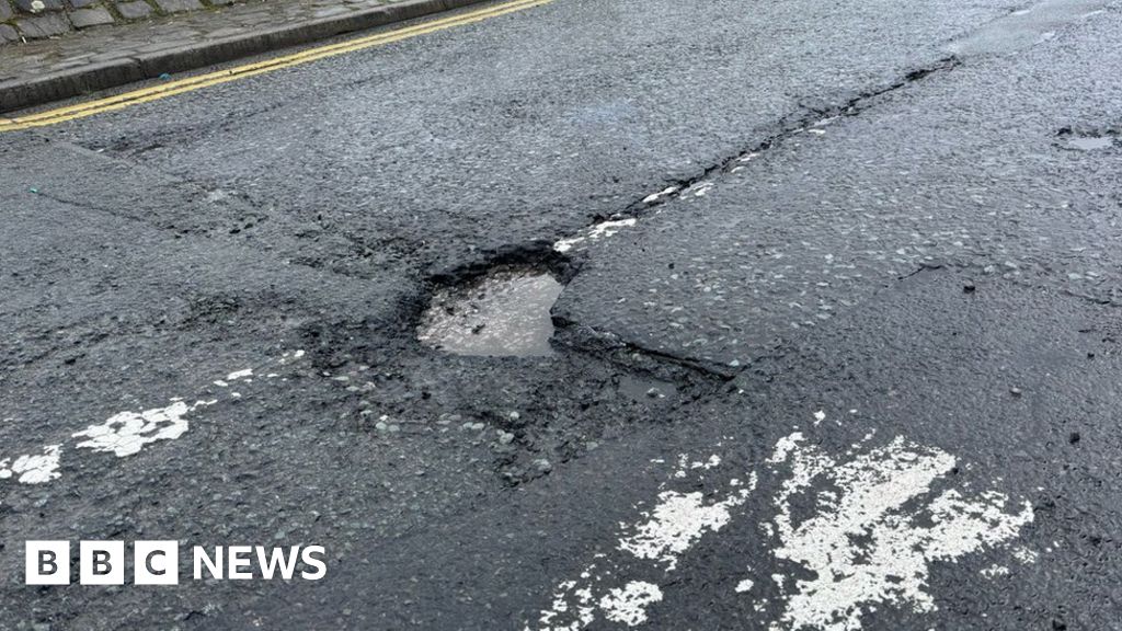 Lancashire potholes to be filled with unspent HS2 cash - BBC News