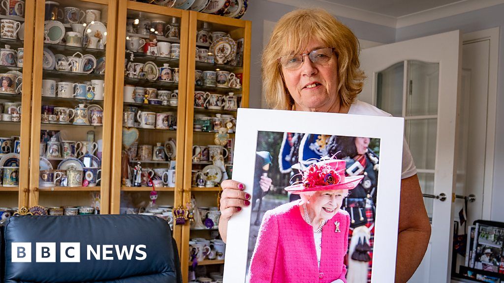 Coronation: Royal enthusiast's 10,000 snaps over 50 years