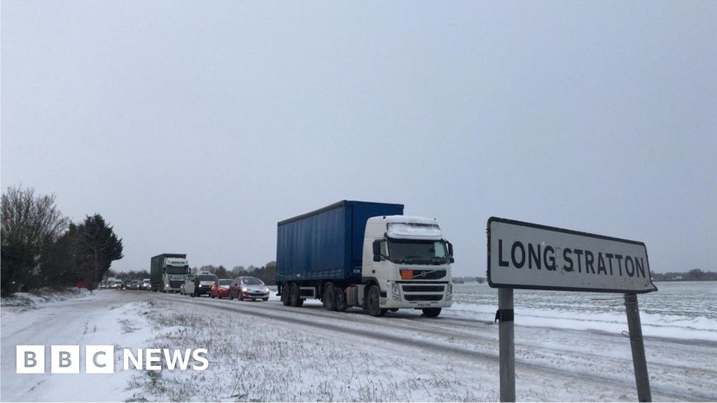 Snow Norfolk Has Covid Mass Vaccination Centre And Schools Closed By Storm Darcy c News