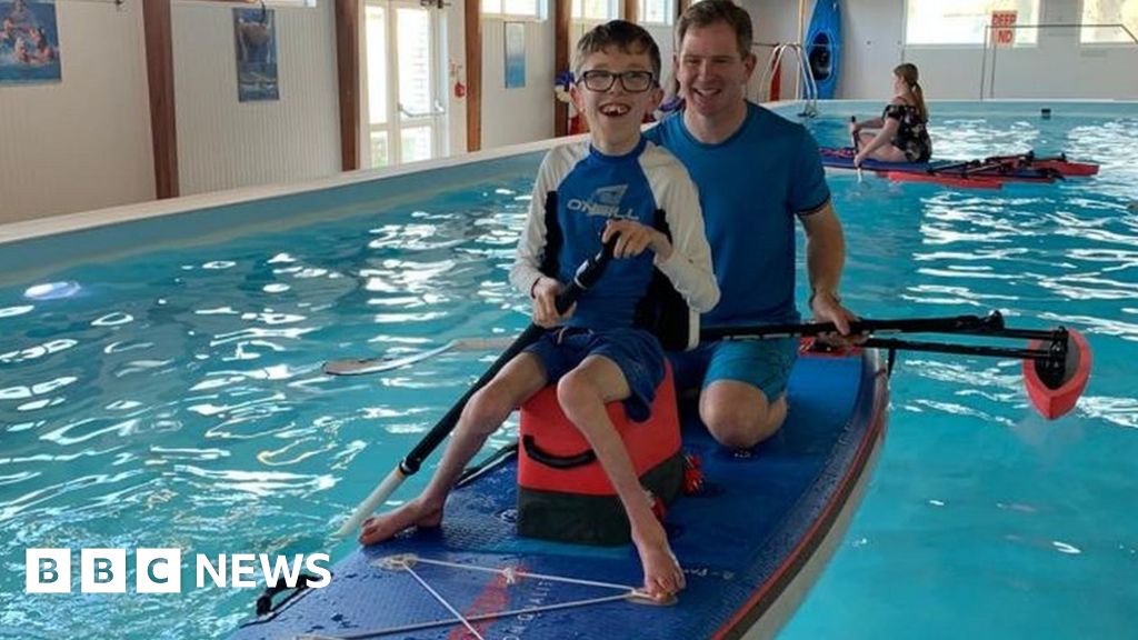 Disability: Special paddleboards help children go into the sea – NewsEverything Wales
