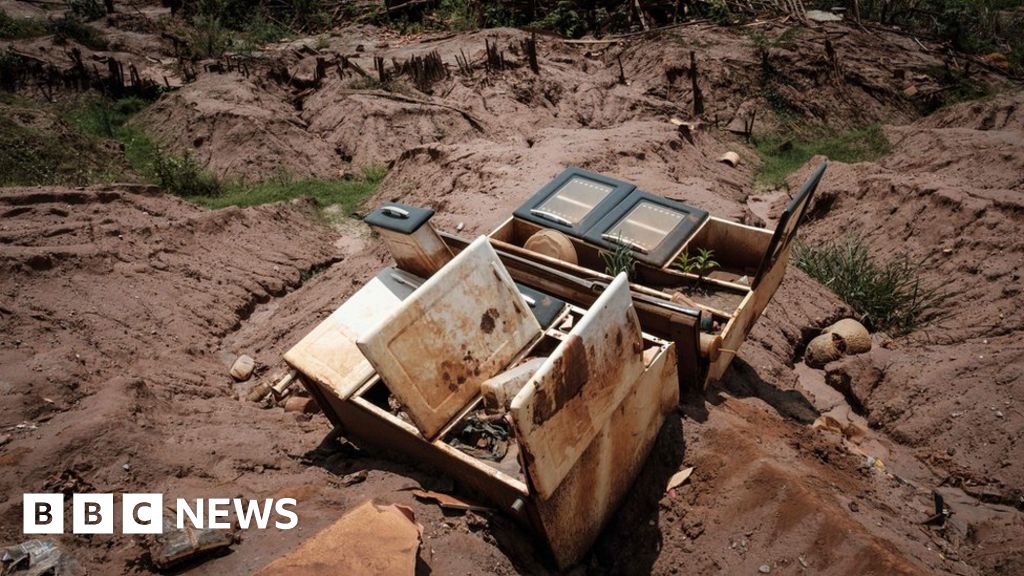 Brazil Dam Disaster: BHP Billiton Faces Lawsuit In Australia - BBC News