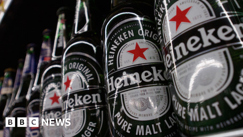 Heineken разпродаде руския бирен бизнес за €1