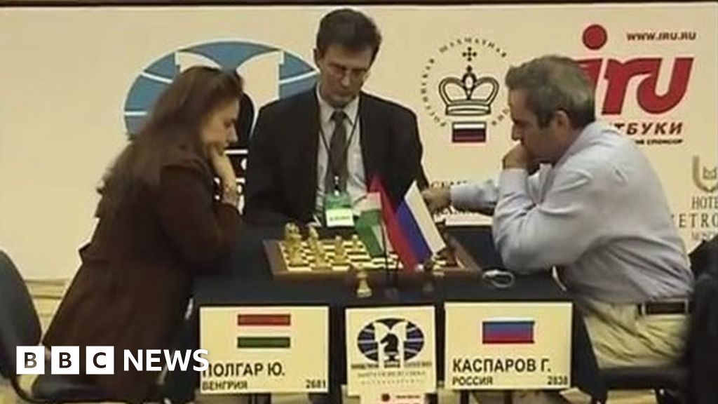 Judit Polgar vs Garry Kasparov  Russia - The Rest of the World