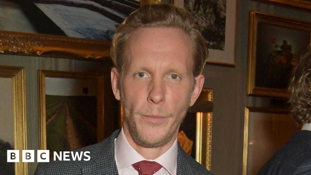 laurence fox apologises to sikhs for