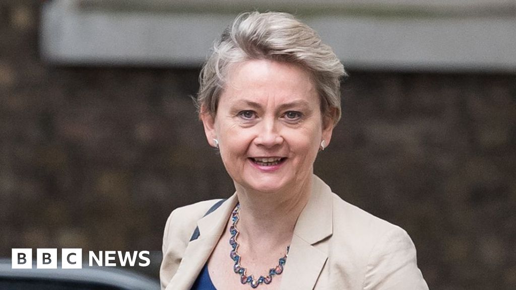 Guidance for police on sharing suspects' ethnicity must change, home secretary says
