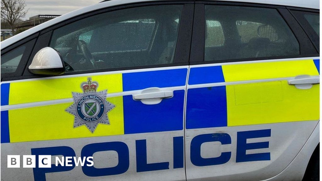 Spalding: Police at the scene of multi-vehicle accident on the A16 – BBC.com