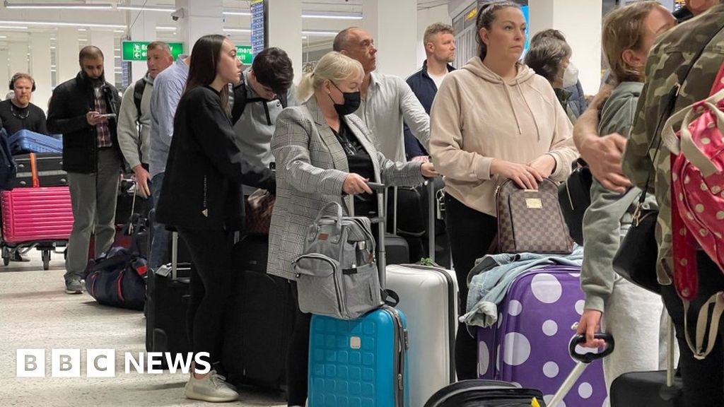 Manchester Airport boss warns queues could continue for weeks