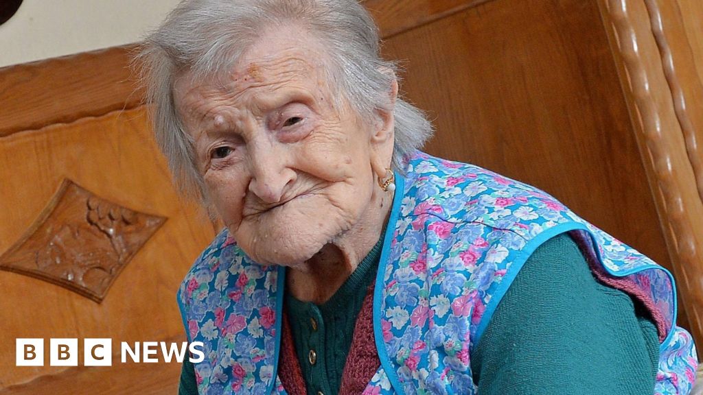 Worlds Oldest Person Emma Morano Dies At Age Of 117 Bbc News 