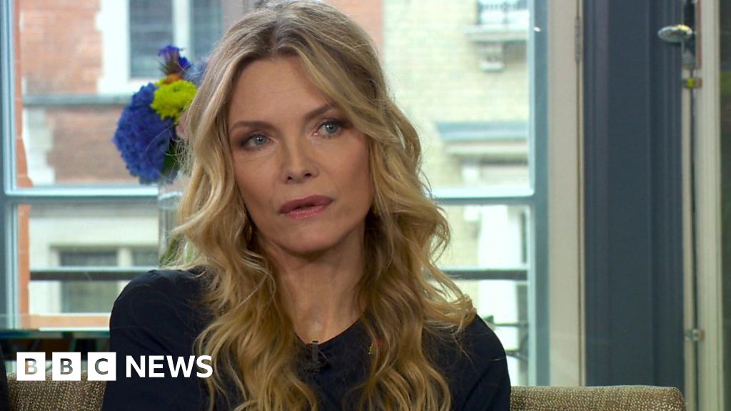 Michelle Pfeiffer: Abuse of women in Hollywood is 'systemic' - BBC News