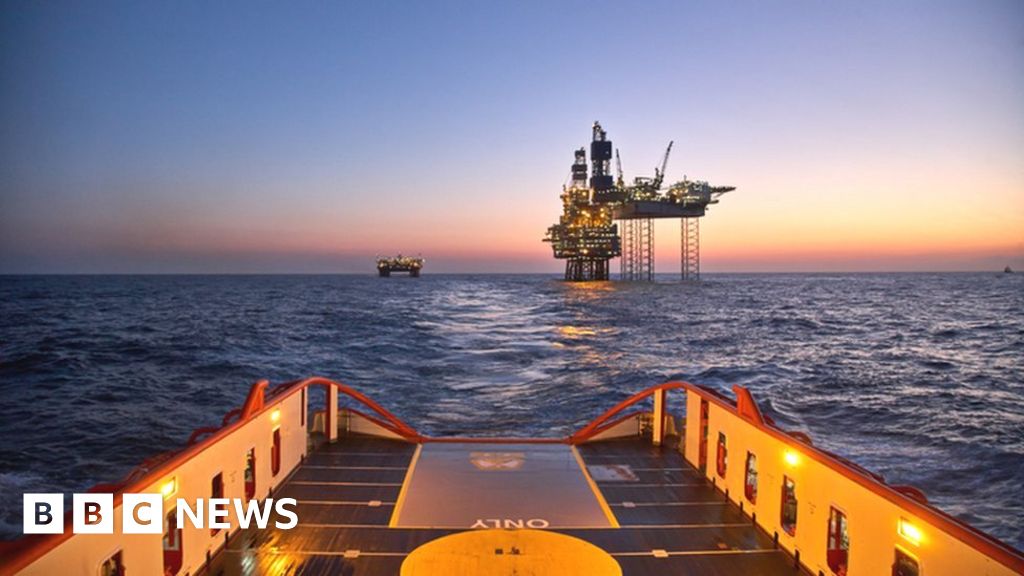 Employment and earnings hit by North Sea decline – BBC News