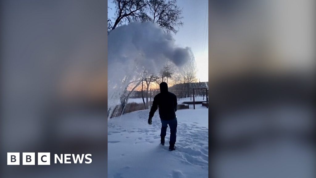 Boiling water turns to snow in frigid Montana