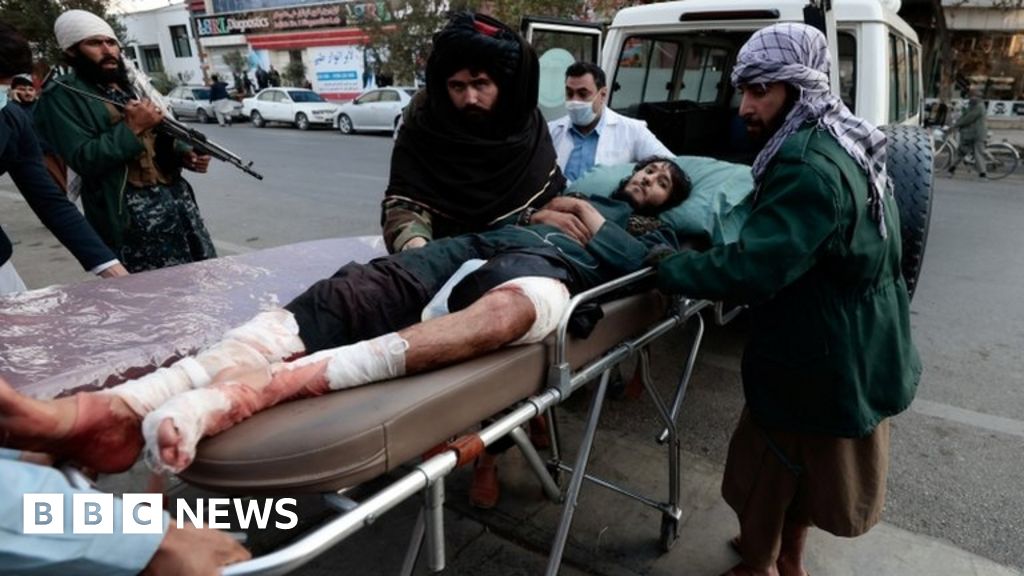 More than 20 killed in attack on Kabul military hospital