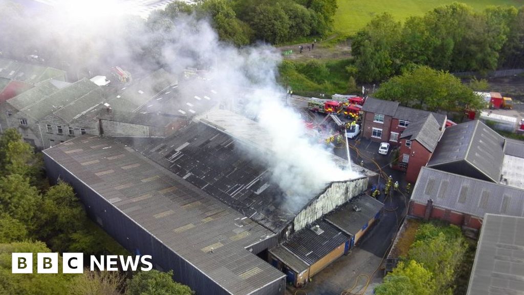 People evacuated after fire at an industrial unit in Darwen BBC News
