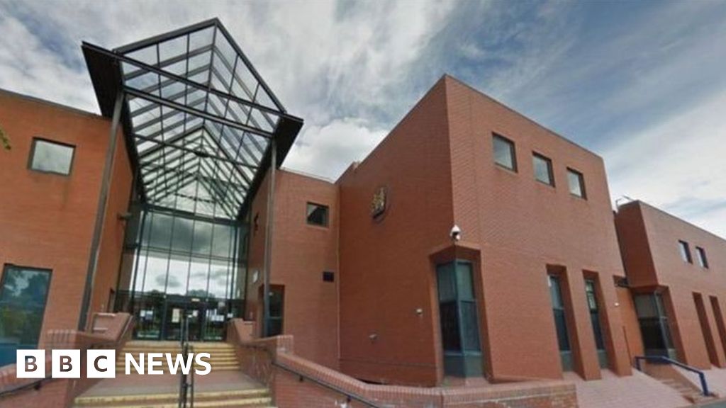Leicestershire man had gun and £100,000 worth of drugs - BBC News Leicestershire man had gun and £100,000 worth of drugs