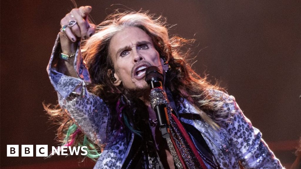 Aerosmith отлагат шест прощални концерта от турне поради повреда на гласните струни на Стивън Тайлър