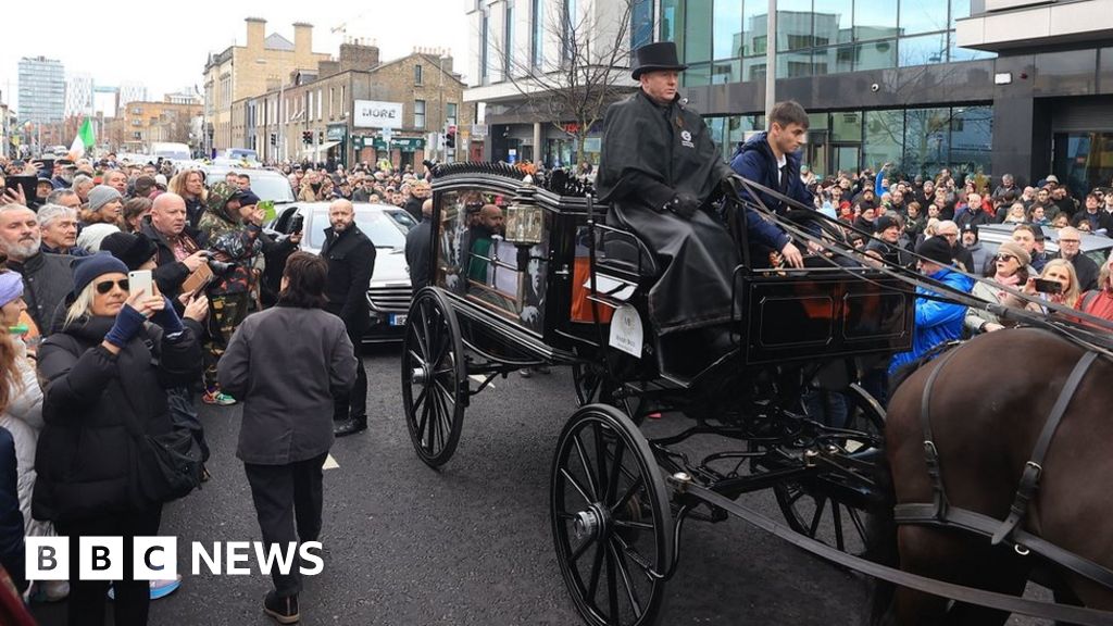 Shane MacGowan funeral: Procession ahead of service for Pogues singer