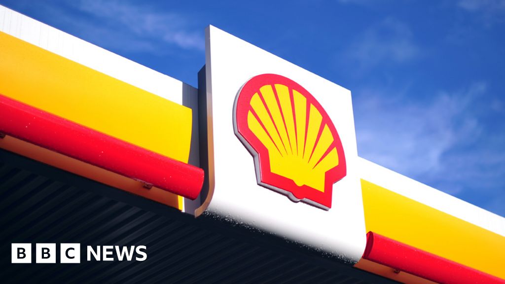 Shell adverts banned over misleading clean energy claims