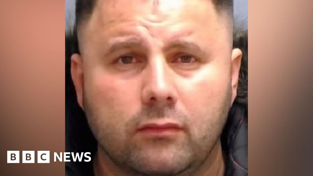 Appeal To Trace Suspected People Smuggling Boss From Bradford Bbc News